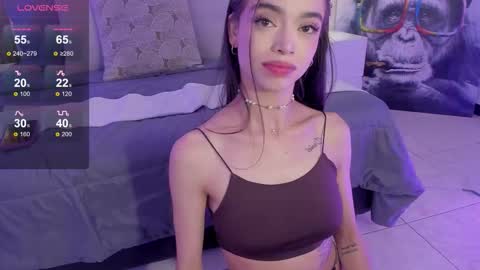 Snapshot of vega_roux chatting on 17, 12, 2025 VEGA online show from 17, 12, 2025