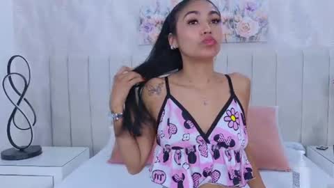 Snapshot of vega_sara chatting on 6, 7, 2026 Mia brando online show from 6, 7, 2026