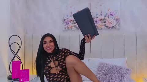 Snapshot of vega_sara chatting on 24, 7, 2026 Mia brando online show from 24, 7, 2026