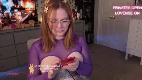 vegas_romance online show from 21, 4, 2026