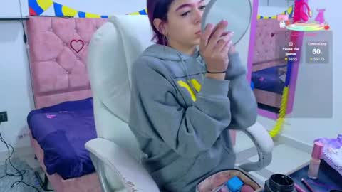 velinahoneyy online show from 9, 7, 2026