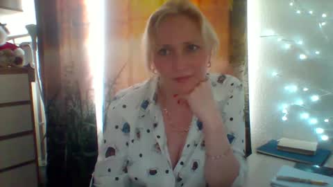 Snapshot of velka_raspberry chatting on 26, 5, 2026 velka_raspberry online show from 26, 5, 2026