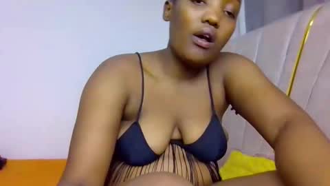 Snapshot of velma_zola chatting on 13, 3, 2026 velma online show from 13, 3, 2026