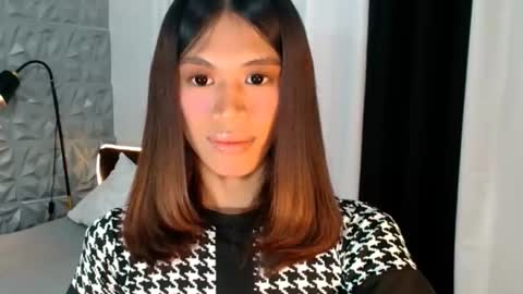 velvet_angela online show from 25, 7, 2026