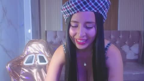 Snapshot of velvet_celeste_b chatting on 30, 4, 2026 velvet_celeste_b online show from 30, 4, 2026