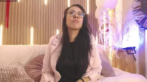 Emma Curly online show from 20, 5, 2026