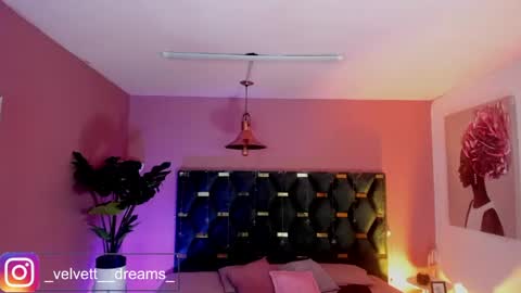 Snapshot of velvet_dreams_ chatting on 5, 6, 2026 Isabella online show from 5, 6, 2026