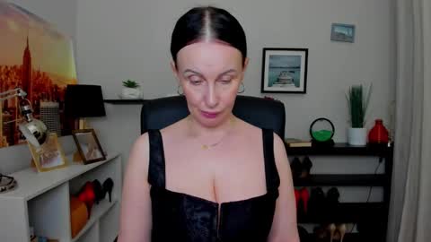 Jasmine online show from 16, 10, 2025