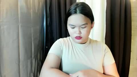 Snapshot of velvet_jess chatting on 2, 3, 2026 call me jessie online show from 2, 3, 2026