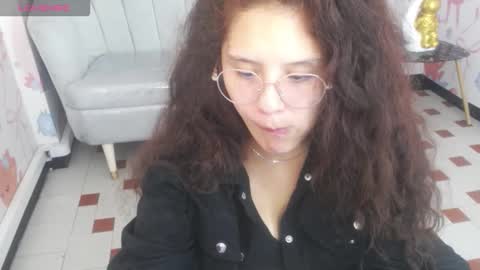 velvet_moon_v online show from 20, 3, 2026