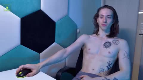 Snapshot of velvet_power chatting on 26, 9, 2025 Ares online show from 26, 9, 2025