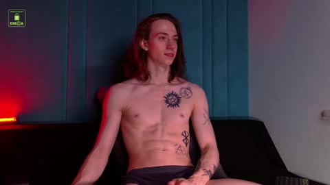 Snapshot of velvet_power chatting on 28, 9, 2025 Ares online show from 28, 9, 2025