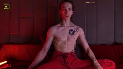 Snapshot of velvet_power chatting on 31, 10, 2025 Ares online show from 31, 10, 2025