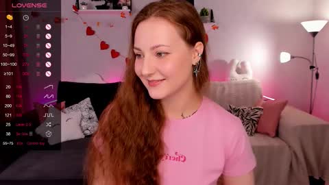 Snapshot of velvetcherry_ chatting on 22, 11, 2025 Mia online show from 22, 11, 2025