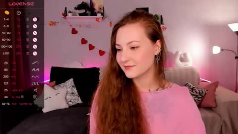 Snapshot of velvetcherry_ chatting on 23, 11, 2025 Mia online show from 23, 11, 2025