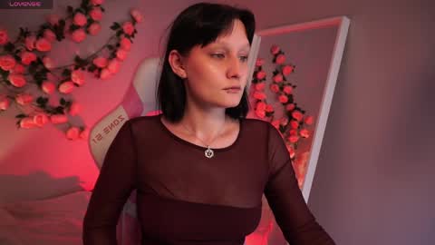Lily online show from 3, 5, 2026
