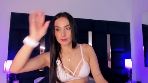 Snapshot of velvetlunaa chatting on 1, 6, 2026 Velvet online show from 1, 6, 2026