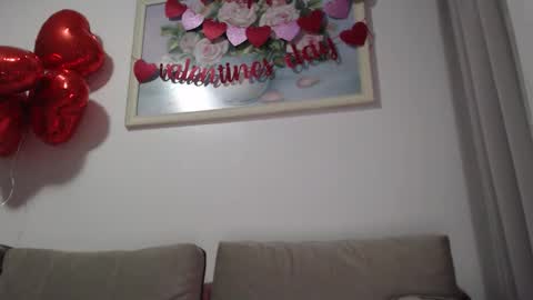 velvetmoon123 online show from 14, 2, 2026