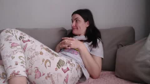 velvetmoon123 online show from 18, 2, 2026