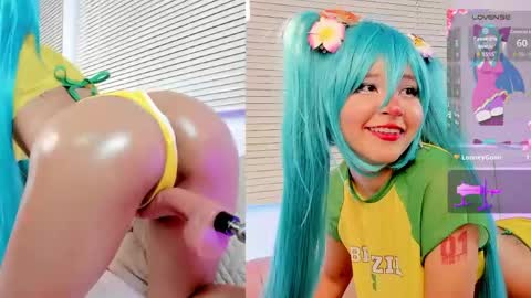 Velvet Nami online show from 25, 4, 2026