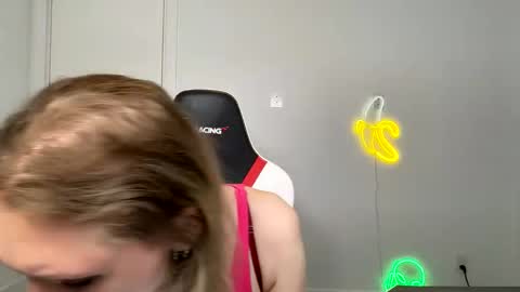 VelvetTGirl online show from 12, 2, 2026