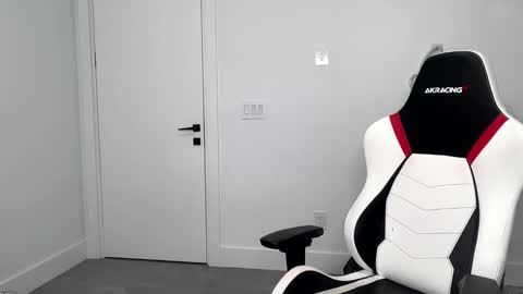 VelvetTGirl online show from 19, 2, 2026