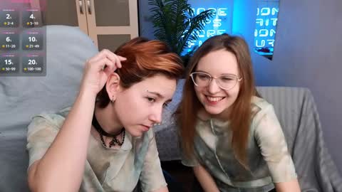 Snapshot of velvetvalkyries chatting on 14, 12, 2024 CLEOshort hair TIna long hair online show from 14, 12, 2024