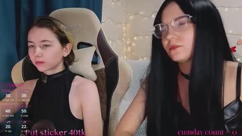 Snapshot of velvetvalkyries chatting on 1, 11, 2025 CLEOshort hair TIna long hair online show from 1, 11, 2025