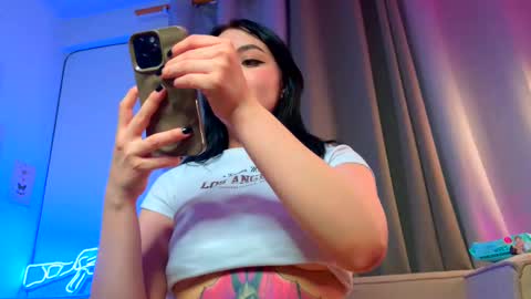 Snapshot of velvetvibes_ chatting on 2, 6, 2026 velvetvibes_ online show from 2, 6, 2026
