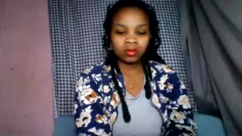 velyssa online show from 28, 7, 2026