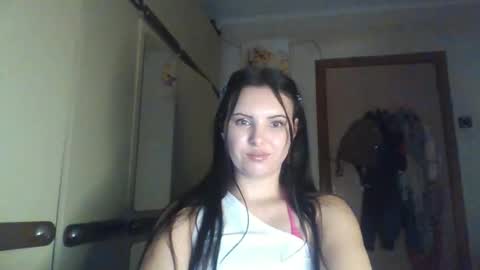 Snapshot of vendi_rassell8855 chatting on 28, 10, 2025 vendi rassell8855 online show from 28, 10, 2025