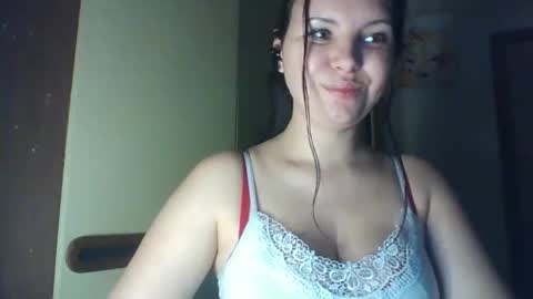 Snapshot of vendi_rassell8855 chatting on 8, 1, 2026 vendi rassell8855 online show from 8, 1, 2026