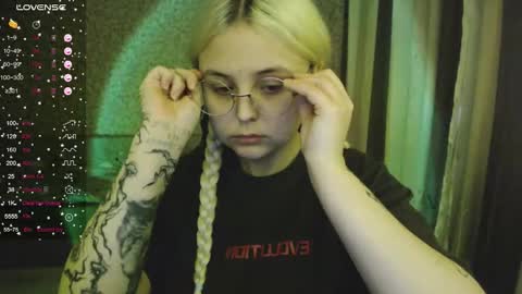 eva 3 online show from 15, 10, 2025