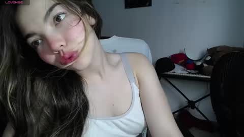 Venelope 3 online show from 4, 3, 2025