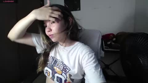 Venelope 3 online show from 7, 3, 2025