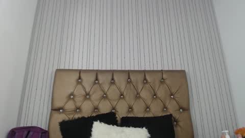 veneno hot online show from 28, 1, 2025