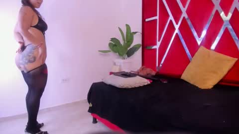 vennusasm1 online show from 13, 11, 2025