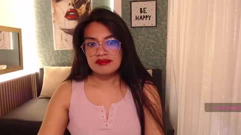 Vennuss   mirrd online show from 24, 4, 2026