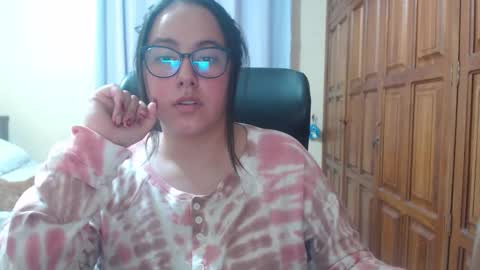 Snapshot of venus_cat_ chatting on 19, 1, 2026 Venus online show from 19, 1, 2026