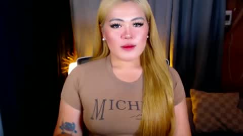 I am Colly Your mystery girl online show from 8, 7, 2026
