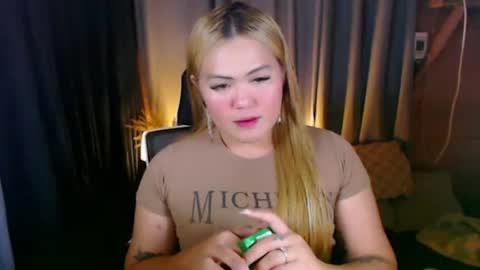I am Colly Your mystery girl online show from 14, 7, 2026