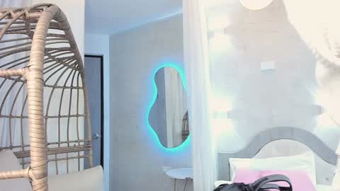 VENUS online show from 5, 2, 2025