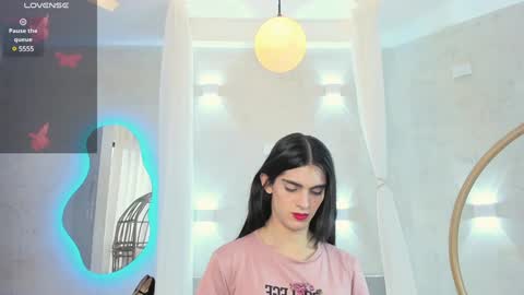 VENUS online show from 6, 2, 2025