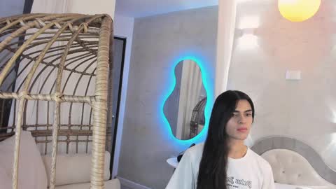 VENUS online show from 18, 2, 2025