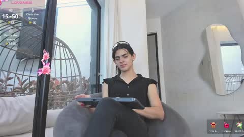 VENUS online show from 7, 3, 2025