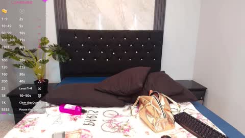 Snapshot of venus_medussa chatting on 30, 11, 2025 Medussa online show from 30, 11, 2025