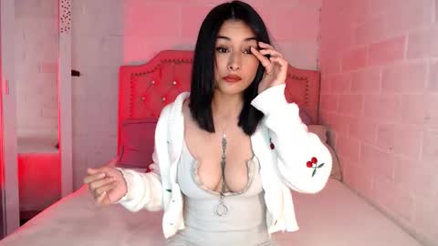 emily independent account  MY conextion 1100 GTM  to  17hr GTM online show from 21, 11, 2025