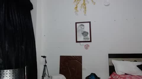 venus_menoza online show from 9, 3, 2026