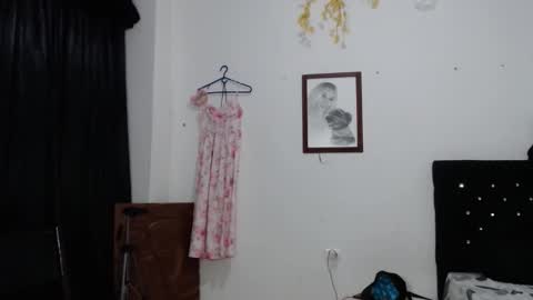 venus_menoza online show from 15, 4, 2026