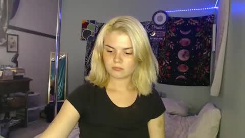 Snapshot of venusastar chatting on 14, 10, 2025 Miss Venus online show from 14, 10, 2025